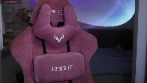 Violet online show from 12.13.25