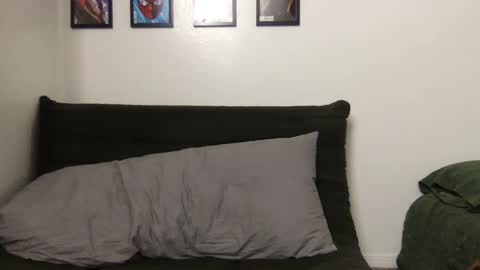 pretty boy online show from 10.04.25