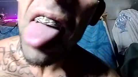 Prettyslangin69 FYPM online show from 10.17.25