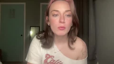 Cutie With a Booty online show from 01.06.25