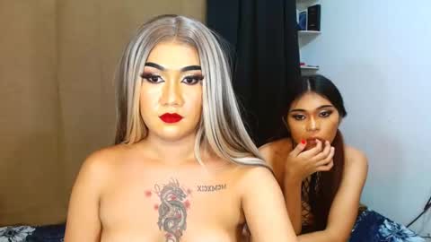 prettyiziets online show from 02.11.25