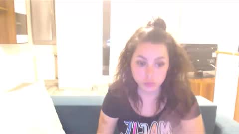 prettyjulliette online show from 03.12.25