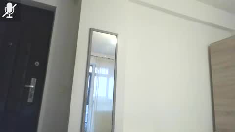 prettyjulliette online show from 11.15.25