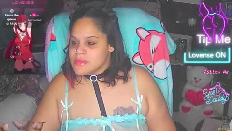 Snapshot of prettykittymami69 chatting on 12.20.25 prettykittymami69 online show from 12.20.25