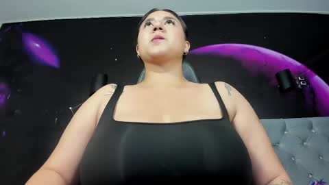 Laura  Onlyfans   40OFF online show from 04.30.26