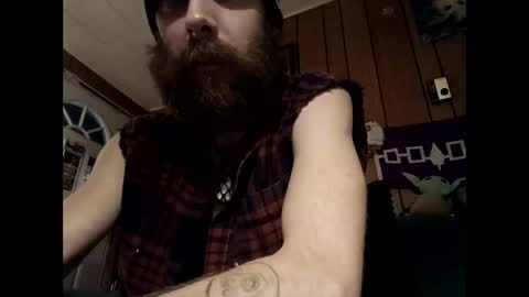 prettysolid7 online show from 12.14.25