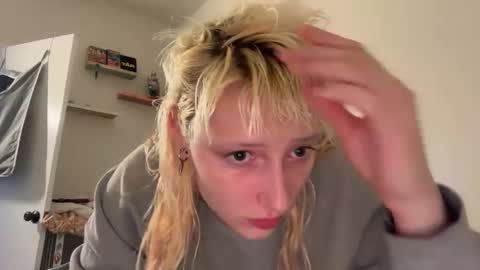 Dahlia online show from 01.27.25