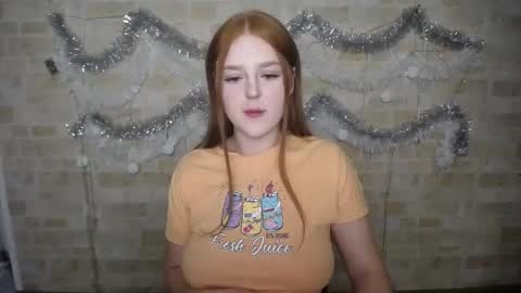 Snapshot of prettyvalerii_ chatting on 12.24.24 Valeri online show from 12.24.24