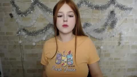 Snapshot of prettyvalerii_ chatting on 01.14.25 Valeri online show from 01.14.25