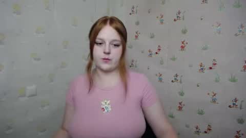 Snapshot of prettyvalerii_ chatting on 07.12.26 Valeri online show from 07.12.26