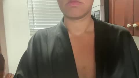 prettyyykittyyy22 online show from 10.26.25