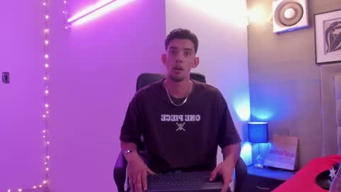 Snapshot of prince_arthur77 chatting on 01.12.25 prince_arthur77 online show from 01.12.25