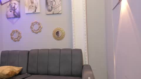 Snapshot of prince_arthur77 chatting on 01.21.25 prince_arthur77 online show from 01.21.25