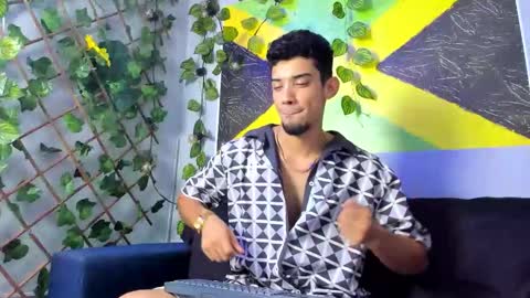 Snapshot of prince_arthur77 chatting on 09.09.25 prince_arthur77 online show from 09.09.25