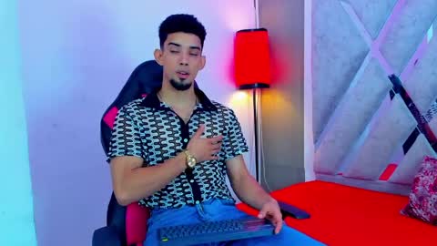 prince_arthur77 online show from 03.31.26