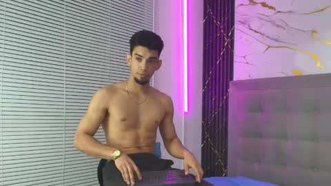 Snapshot of prince_arthur77 chatting on 05.30.26 prince_arthur77 online show from 05.30.26
