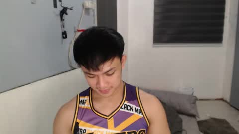 Snapshot of princeadrianx chatting on 11.03.25 Prince Adrian online show from 11.03.25