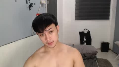 Snapshot of princeadrianx chatting on 11.28.25 Prince Adrian online show from 11.28.25