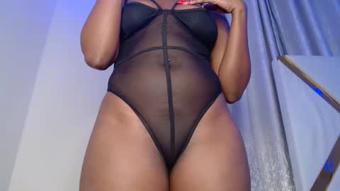 Snapshot of princess_princessa chatting on 10.22.25 princess_princessa online show from 10.22.25