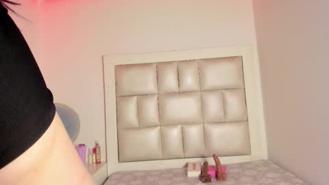 princess_tokyo_ online show from 12.01.25