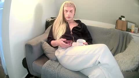 Snapshot of princesscaseygrey chatting on 06.10.26 KCGREY online show from 06.10.26