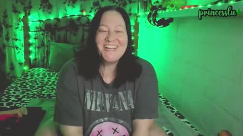 Snapshot of princesslux18 chatting on 10.03.25 Lux Alot Luxi online show from 10.03.25