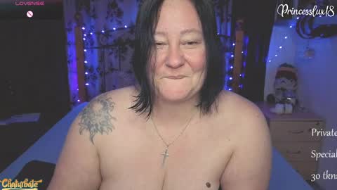Snapshot of princesslux18 chatting on 03.30.26 Lux Alot Luxi online show from 03.30.26