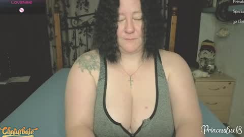 Snapshot of princesslux18 chatting on 04.14.26 Lux Alot Luxi online show from 04.14.26