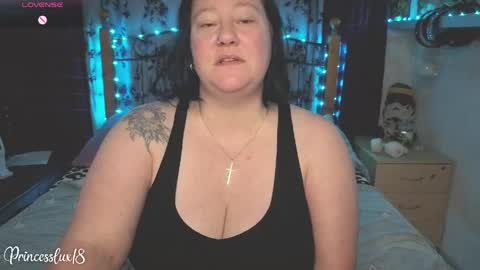Snapshot of princesslux18 chatting on 04.30.26 Lux Alot Luxi online show from 04.30.26