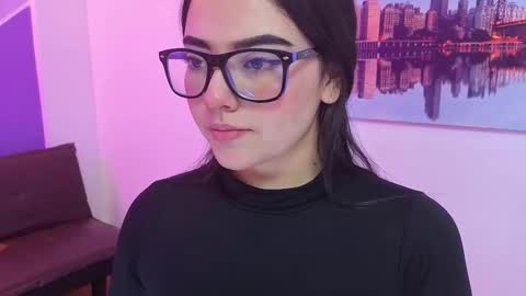 Snapshot of priscilla_fontaine chatting on 03.17.26 priscilla_fontaine online show from 03.17.26