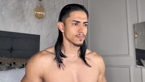 Snapshot of privilegewc chatting on 12.01.25 privilegewc online show from 12.01.25