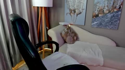 Snapshot of priya_rose chatting on 01.15.25 Priya Rose online show from 01.15.25