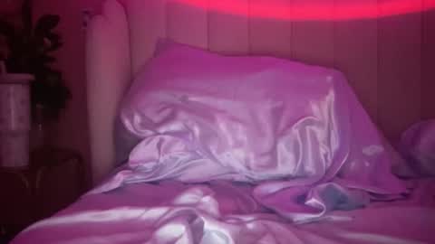 Snapshot of prncesspuss chatting on 10.09.25 prncesspuss online show from 10.09.25