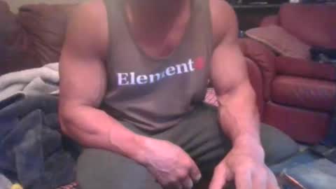 MUSCLEGOD online show from 01.08.26