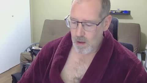 Snapshot of professor21255 chatting on 10.21.25 professor21255 online show from 10.21.25