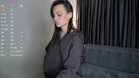 Sofi online show from 12.05.25