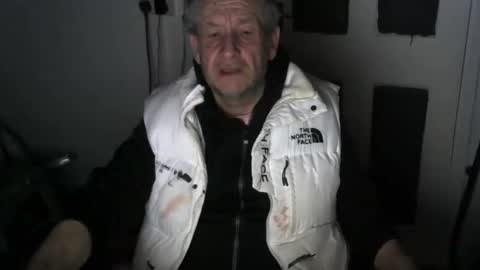 Snapshot of projectorepson chatting on 12.06.24 projectorepson online show from 12.06.24