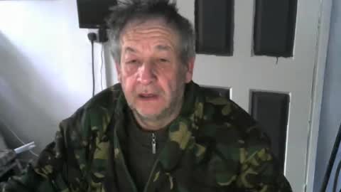 Snapshot of projectorepson chatting on 01.04.25 projectorepson online show from 01.04.25