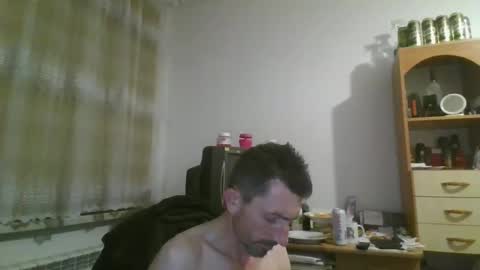 Mariusz online show from 12.21.24