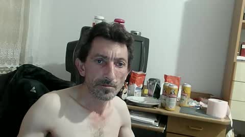 Mariusz online show from 12.20.25