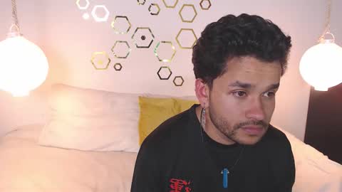 Adris  Juan online show from 12.18.25