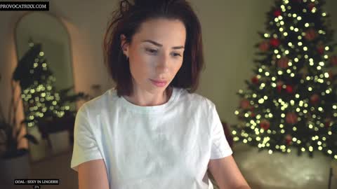 Snapshot of provocatrixx chatting on 12.03.24 Scar online show from 12.03.24