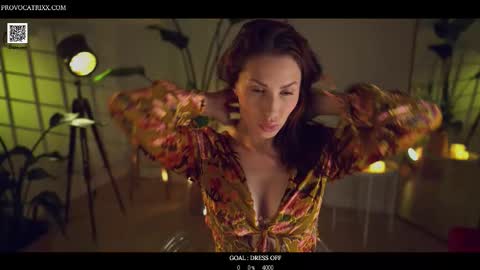 Snapshot of provocatrixx chatting on 09.26.25 Scar online show from 09.26.25