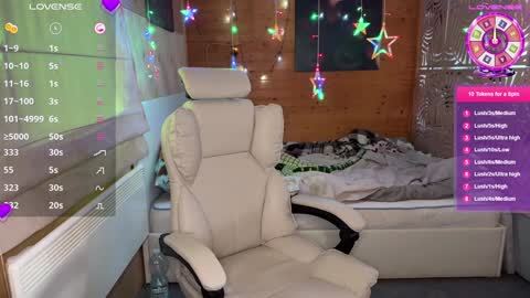 Queen of Pain online show from 01.20.25