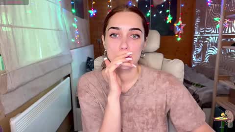 Queen of Pain online show from 02.16.25