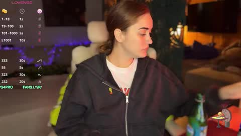 Queen of Pain online show from 10.12.25