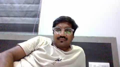 Snapshot of ptl1711 chatting on 05.31.26 ptl1711 online show from 05.31.26