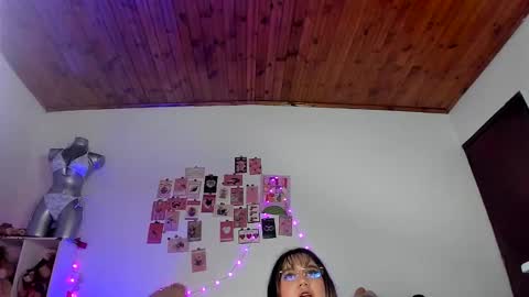 Snapshot of pucaa_ chatting on 02.05.26 Emma Rico model indep online show from 02.05.26