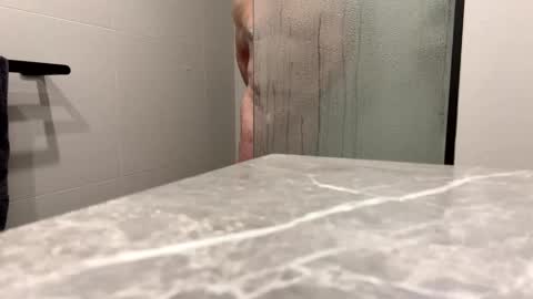 Snapshot of puffiest chatting on 09.14.25 puffiest online show from 09.14.25