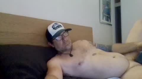 Snapshot of pulllin4u chatting on 08.04.26 pulllin4u online show from 08.04.26